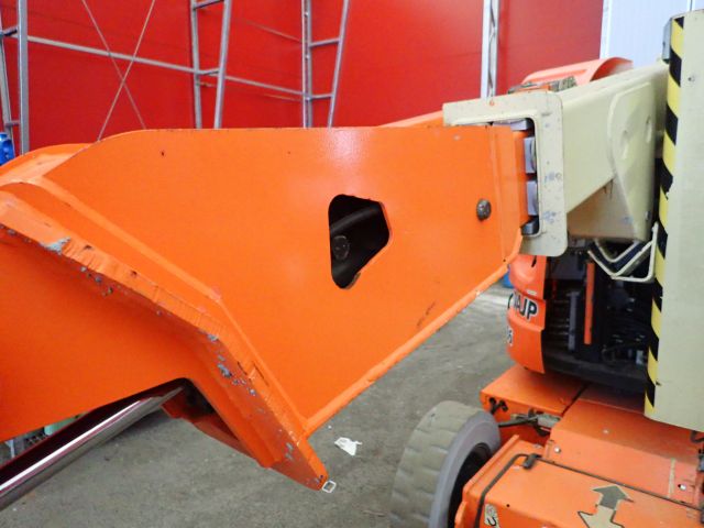 540950-42 Bomb lift JLG E300AJP