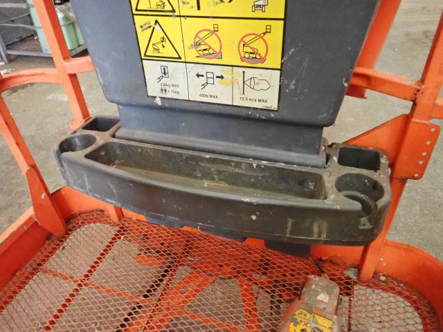 540950-46 Bomb lift JLG E300AJP