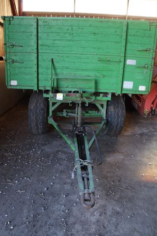 541530-3 Tvåaxlad Spannmålsvagn Ekengård