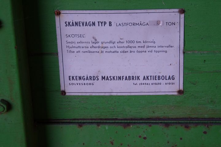 541530-14 Tvåaxlad Spannmålsvagn Ekengård