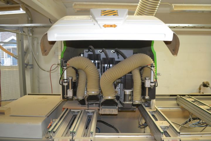 548737-9 CNC machine Biesse