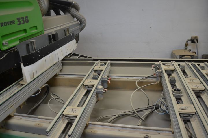 548737-10 CNC machine Biesse