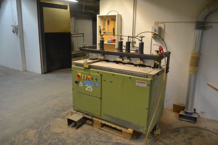 548744-1 Multi-spindle drilling machine Morbidelli