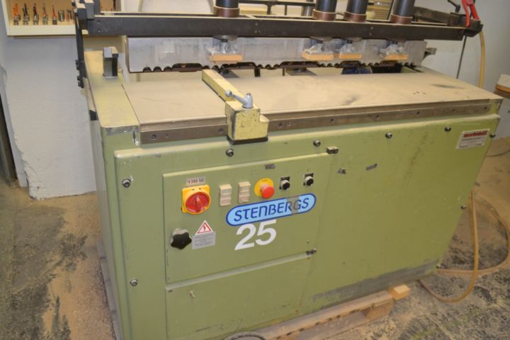 548744-8 Multi-spindle drilling machine Morbidelli