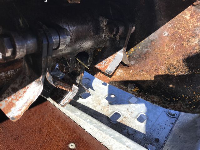 553976-17 Utensil carrier Mcconnel Robocut 1300 - 2015