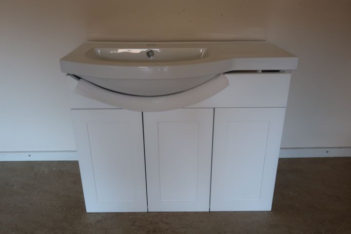 554182-2 5 chest of drawers with wash basin, Noro Fix 750, hay