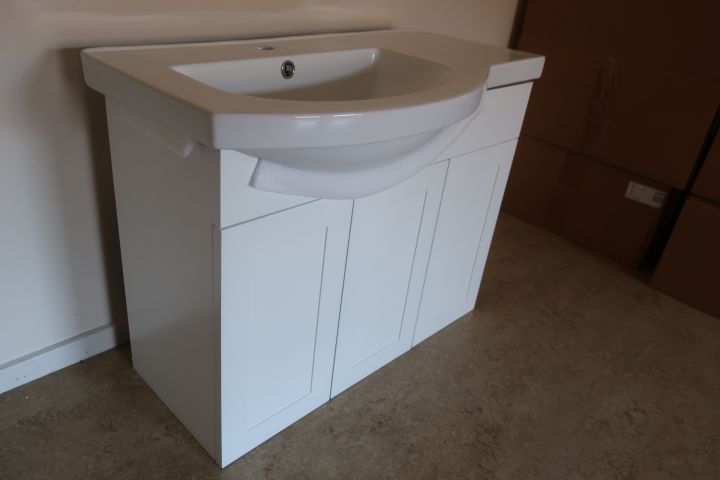 554182-8 5 chest of drawers with wash basin, Noro Fix 750, hay