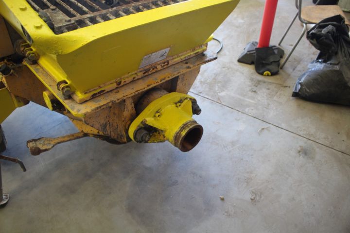 552926-3 Betongpump Putzmeister BSA 1002 D -2001