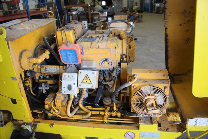 552926-7 Betongpump Putzmeister BSA 1002 D -2001