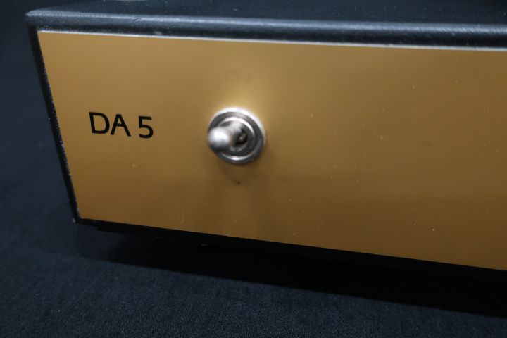 554017-2 Jadis DA-5 tube amplifier than STUFE