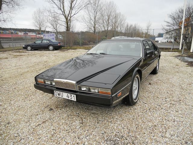 554868-2 Aston Martin Lagonda 1983