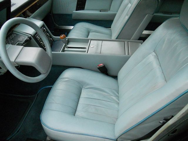 554868-6 Aston Martin Lagonda 1983