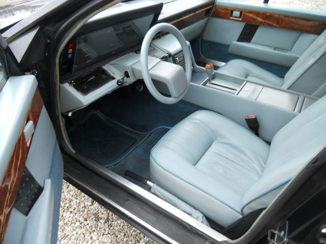 554868-7 Aston Martin Lagonda 1983