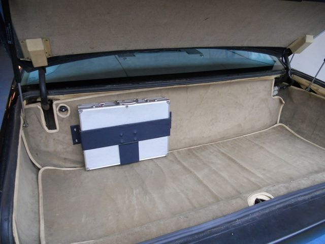 554868-11 Aston Martin Lagonda 1983