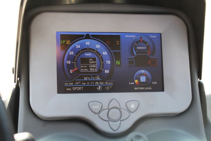 556483-34 EL-Car Alké XT320E (10495km)