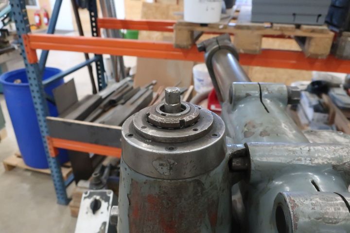 559026-10 Universal milling machine Abene