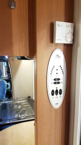 561950-21 Knaus BMR 600 Sport T1 -2007