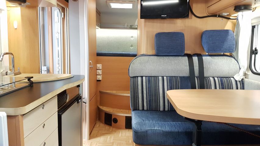 561950-36 Knaus BMR 600 Sport T1 -2007