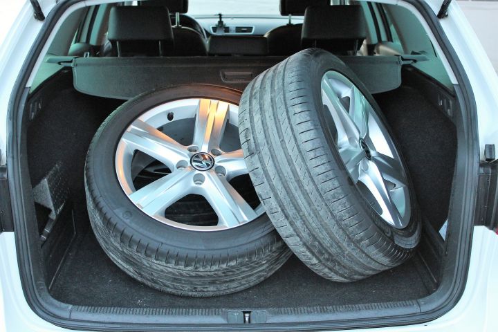 563061-11 Volkswagen Passat 2.0TDI 170 GT 4Motion Premium-12