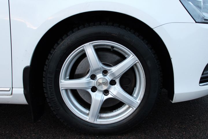 563061-13 Volkswagen Passat 2.0TDI 170 GT 4Motion Premium-12