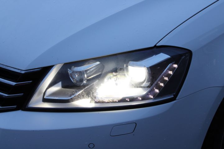 563061-15 Volkswagen Passat 2.0TDI 170 GT 4Motion Premium-12