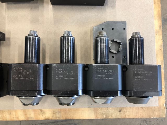 457864-32 CNC lathe Gildemeister CTX -400 Twin -01