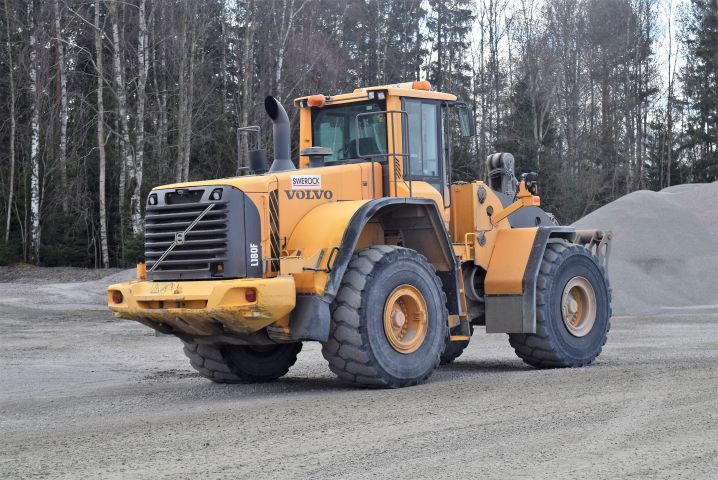 563333-5 Wheel loader Volvo L180F -07 incl. bucket
