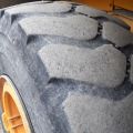 563333-14 Wheel loader Volvo L180F -07 incl. bucket