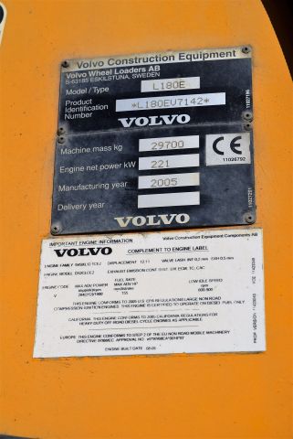 563334-24 Wheel loader Volvo L180E -05 incl. bucket