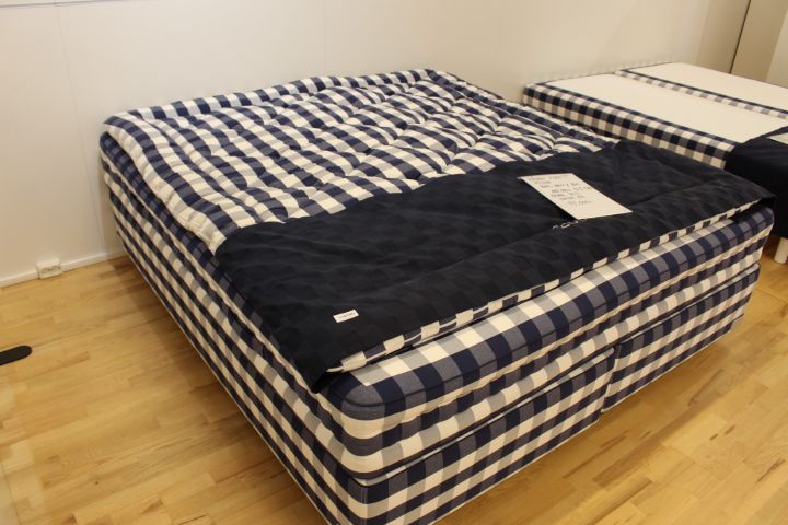 558745-2 Bed, Hästens, 2000T, 180x200, Demo ex