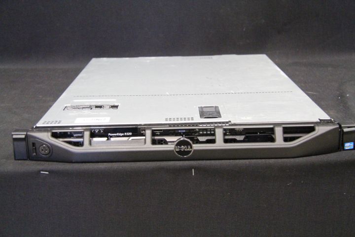 557967-1 2pcs Dell PowerEdge Rack Server R320 -12