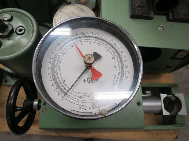 561442-7 Sand test equipment