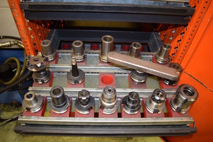 287321-14 Machining machine Mazak VTC 300C