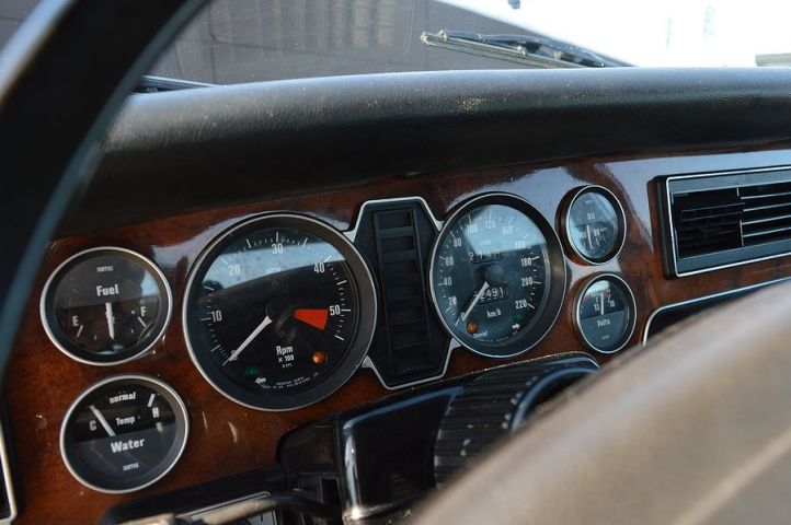 554897-10 Jaguar XJ LWB 4.2 XK6 186hk -77 "6200mil"