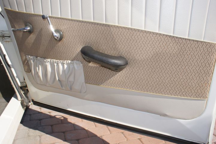 339549-14 Saab 96 DE LUXE - 61 (820 mil)