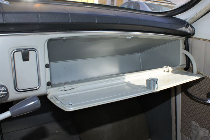 339549-20 Saab 96 DE LUXE - 61 (820 mil)