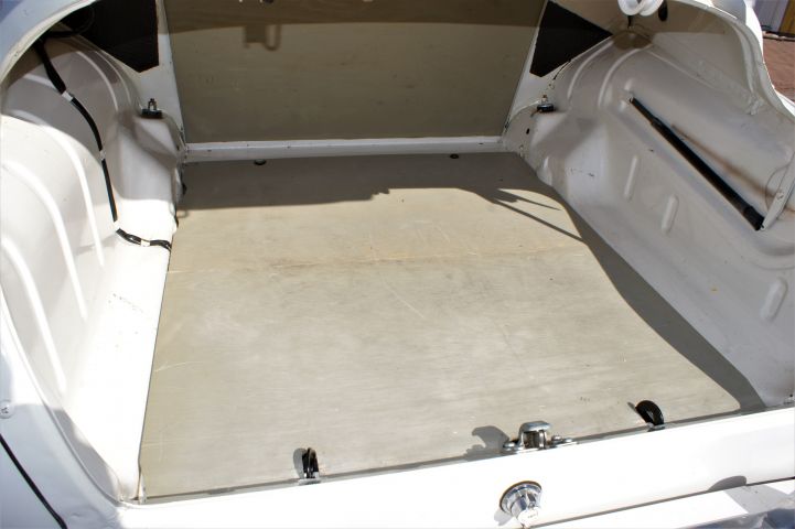 339549-23 Saab 96 DE LUXE - 61 (820 mil)