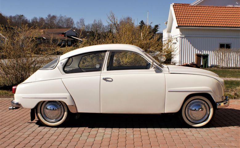 339549-9 Saab 96 DE LUXE - 61 (820 mil)