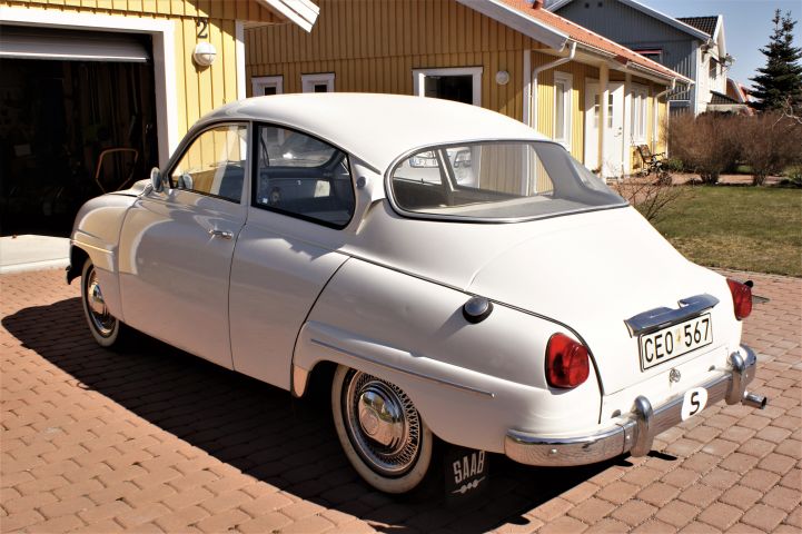 339549-5 Saab 96 DE LUXE - 61 (820 mil)