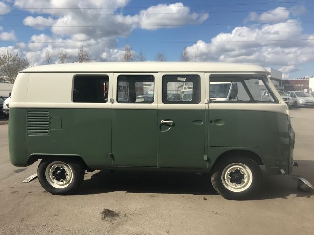 564642-13 VW T1 buss Split Window Typ 231 1967