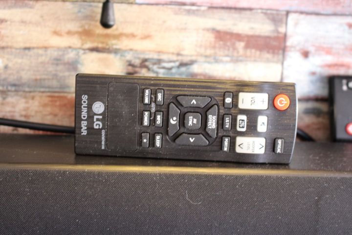 558879-3 TV, LG, 60 ", soundbar, sub