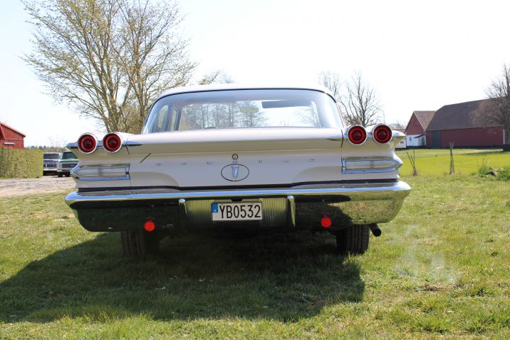 567032-11 Pontiac Catalina -60