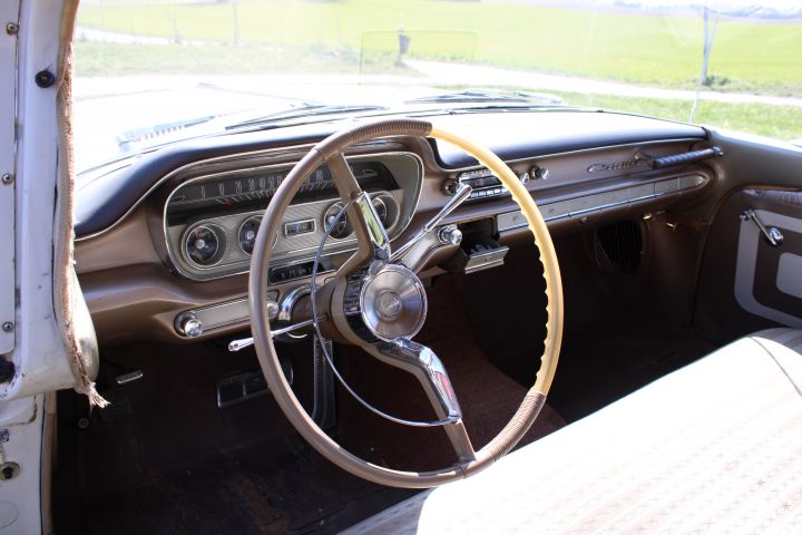 567032-18 Pontiac Catalina -60