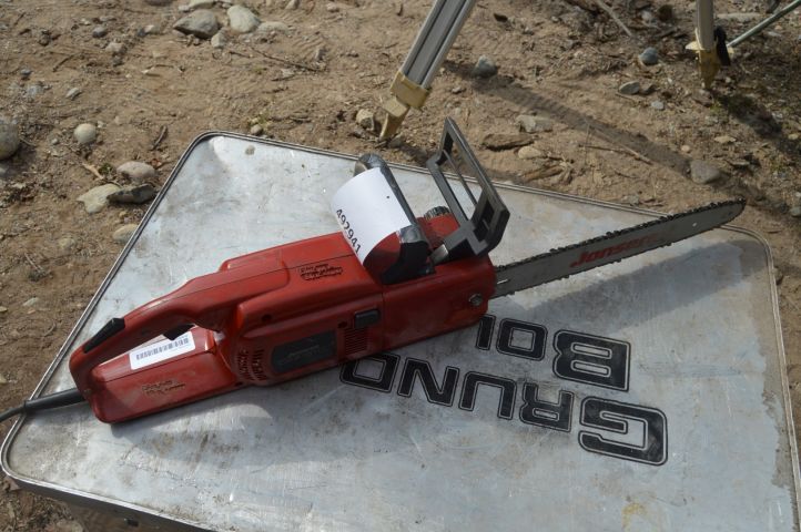 492941-1 Chainsaw Jonsered CS 2121 EL