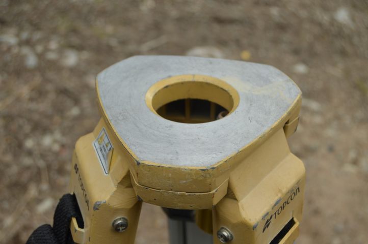 492943-3 Stand Topcon