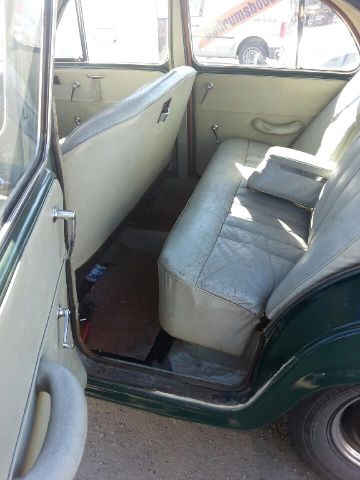 519484-13 Morris Oxford -58 Green #New images #