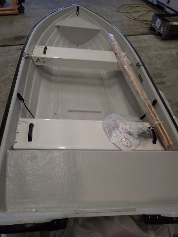 521230-9 Plastic boat Sandström Basic 380 NY