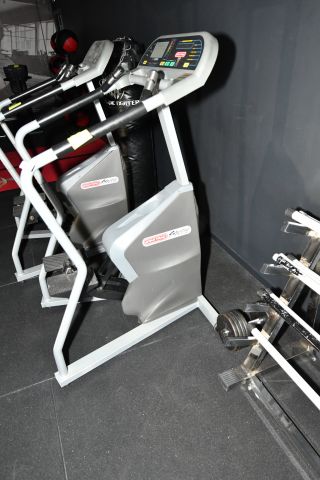 567511-2 Trampmaskin