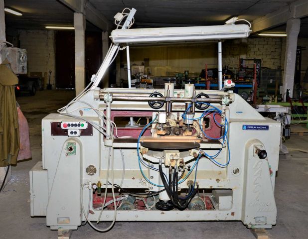 568350-2 Double sided oscillating mortiser with two benches