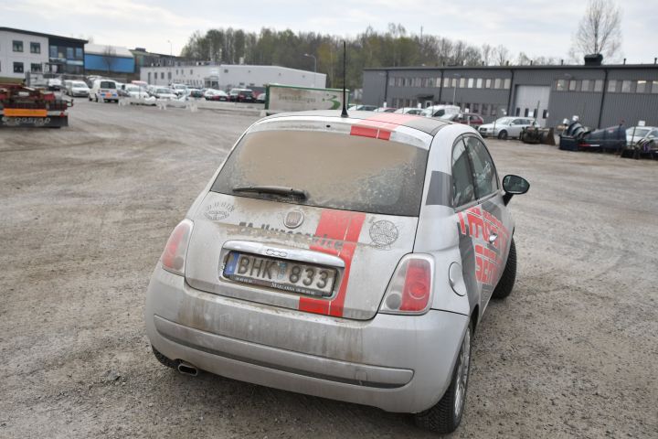 568462-4 Fiat 500 2008